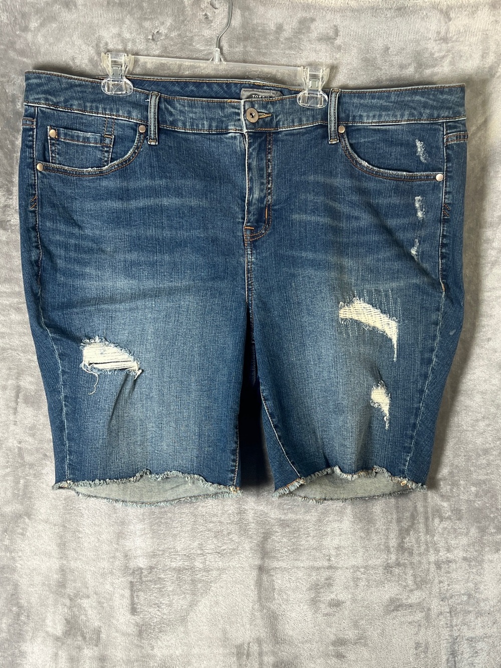 torrid Distressed Boyfriend Denim Shorts - Medium Blue